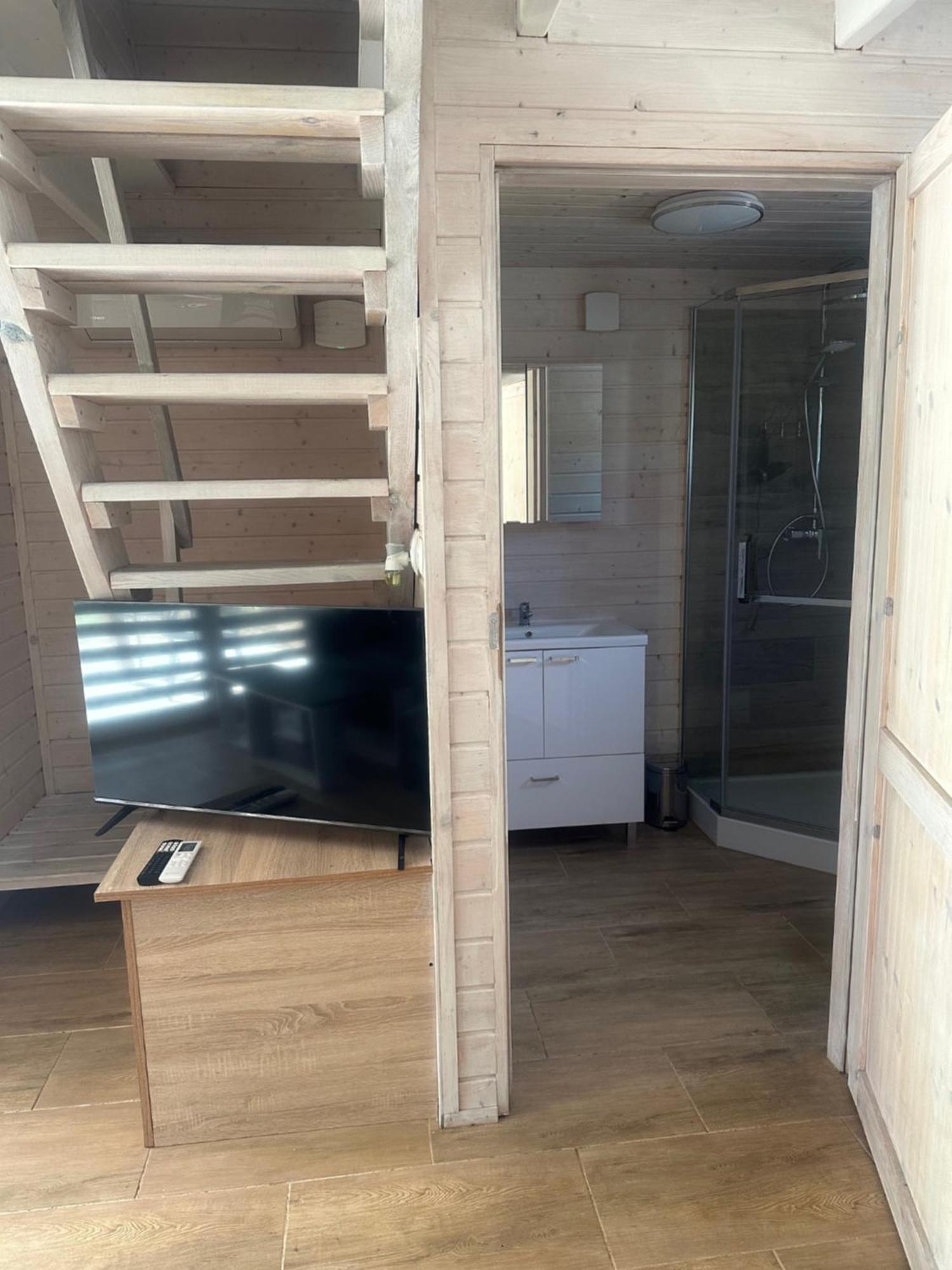 W Gorach Opawskich Nad Zlotym Potokiem Nr 45 * Pokrzywna